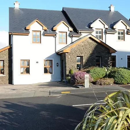 Holiday Home Dingle * 丁格尔
